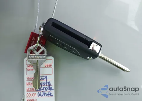 2021 Toyota Corolla Le from USA, damaged, VIN JTDEPMAE7MJ118890